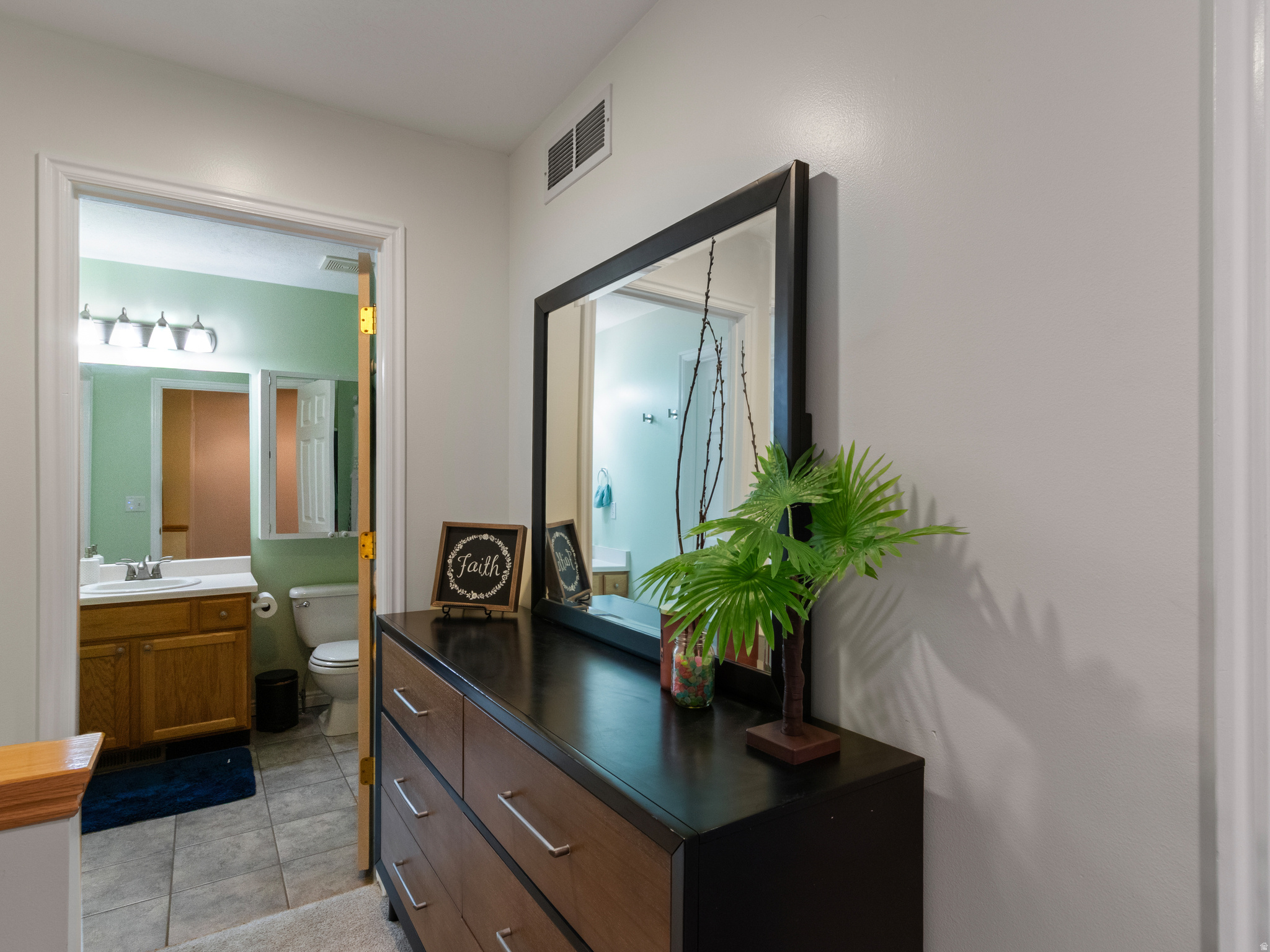 COMPASS COVE - Residential