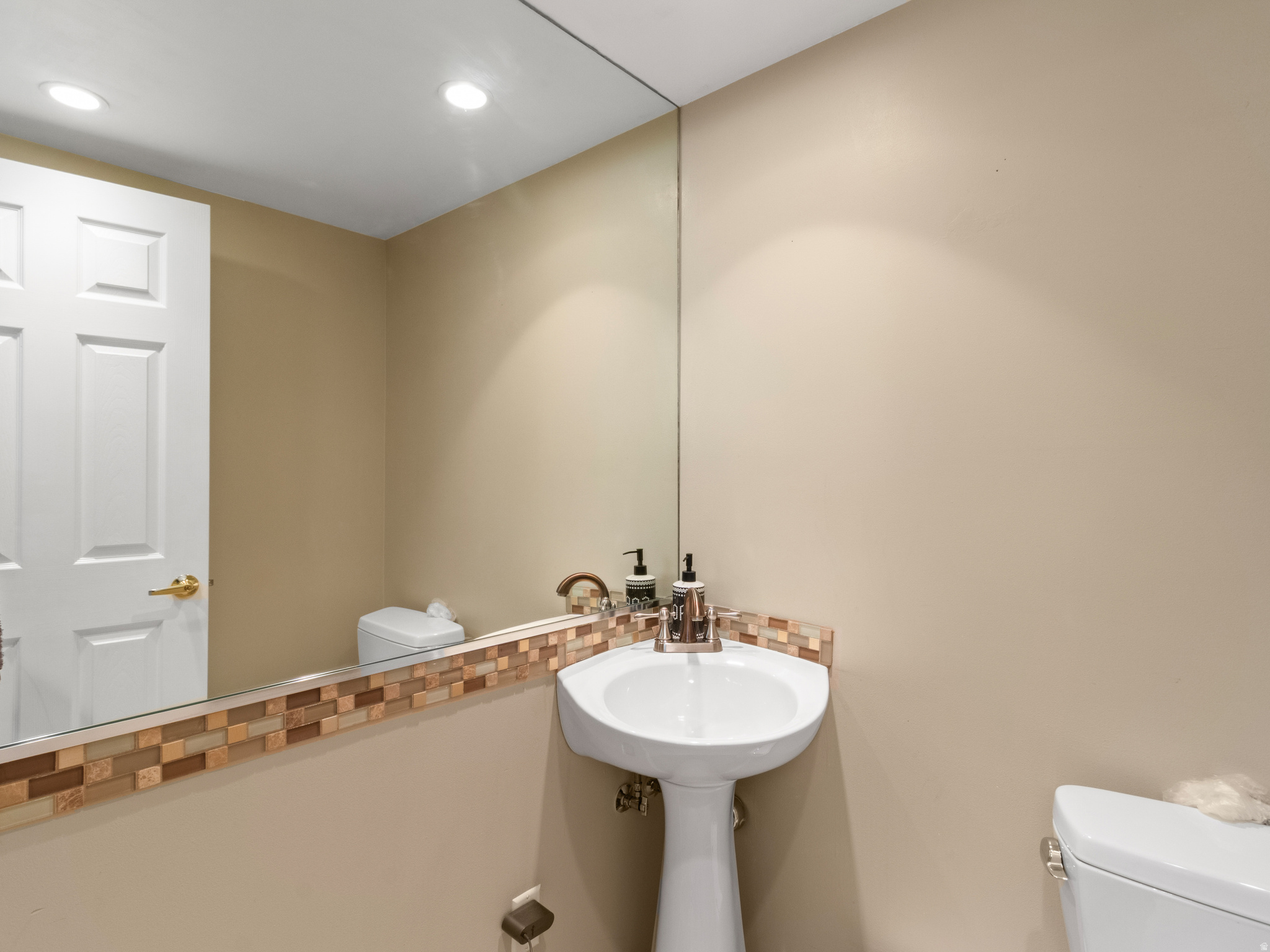 COMPASS COVE - Residential