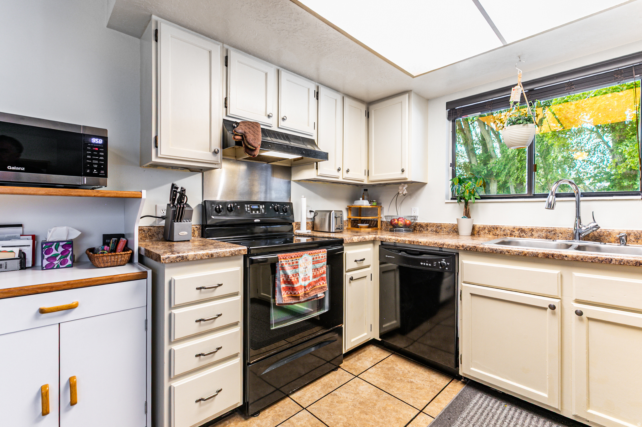 PEARWOOD PARK - Residential