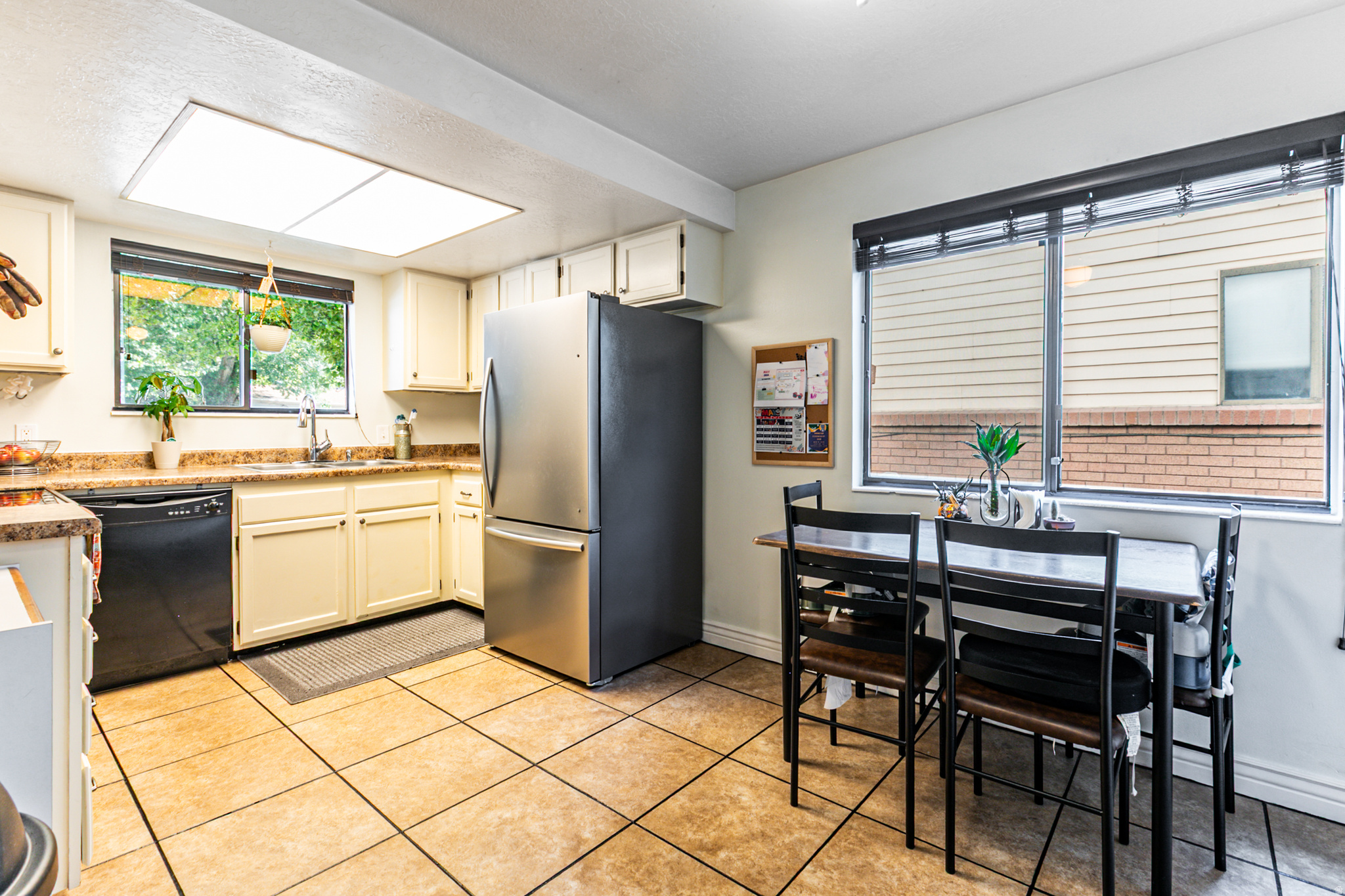 PEARWOOD PARK - Residential