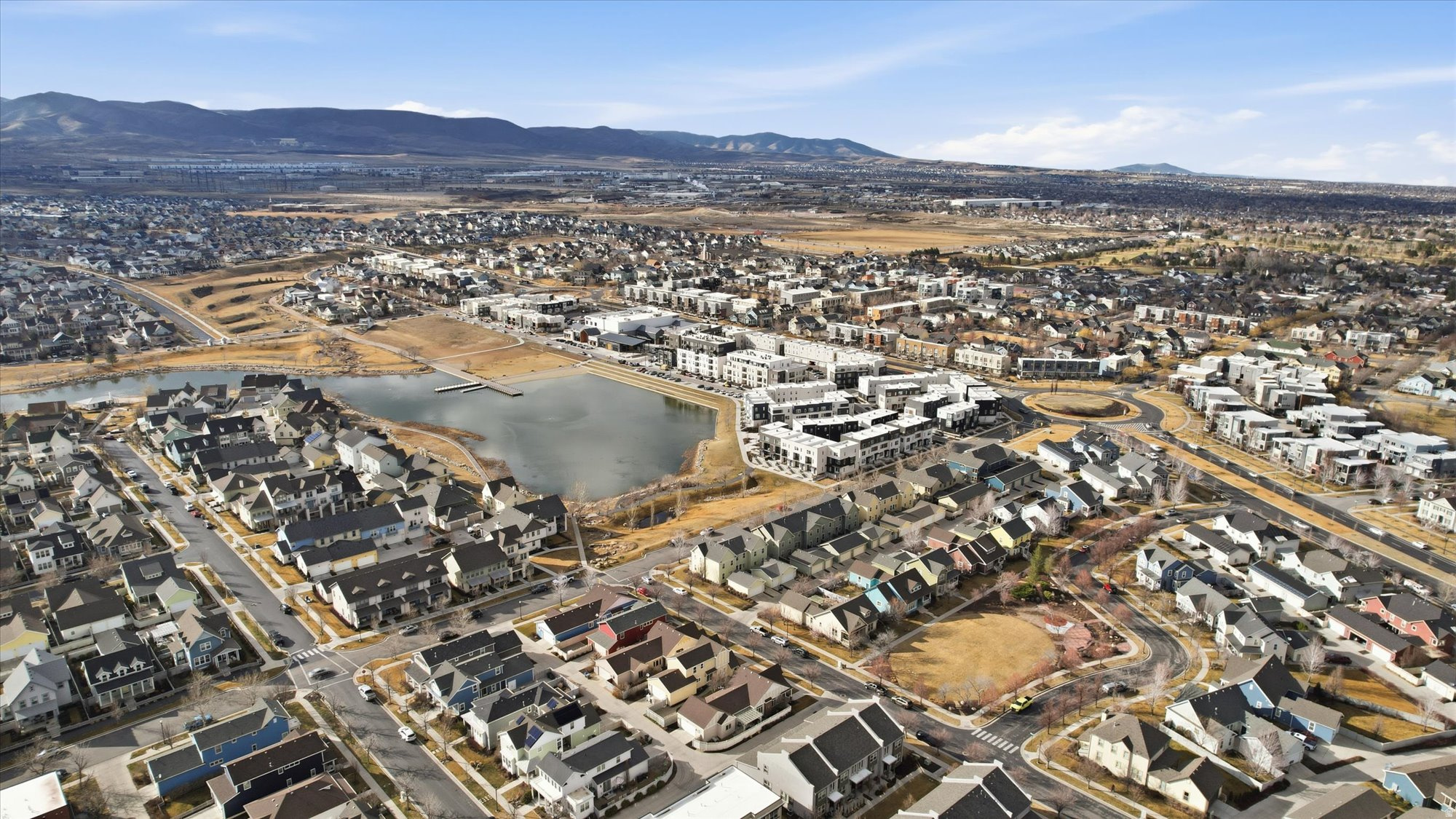 DAYBREAK - Residential