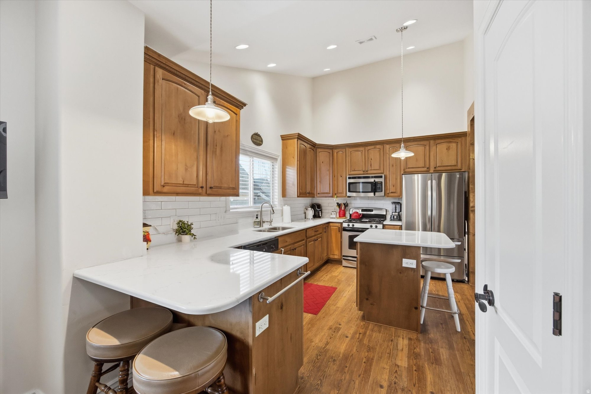 DAYBREAK - Residential