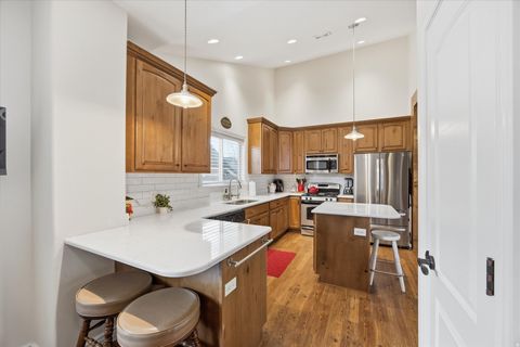 Tiny photo for 4529 W IRON MOUNTAIN DR, South Jordan, UT 84009 (MLS # 2141361)