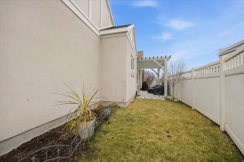 Tiny photo for 4529 W IRON MOUNTAIN DR, South Jordan, UT 84009 (MLS # 2141361)