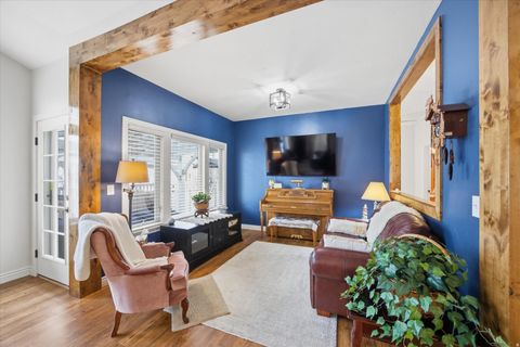 Tiny photo for 4529 W IRON MOUNTAIN DR, South Jordan, UT 84009 (MLS # 2141361)