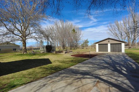 Tiny photo for 2098 W 700 S, Syracuse, UT 84075 (MLS # 2143219)