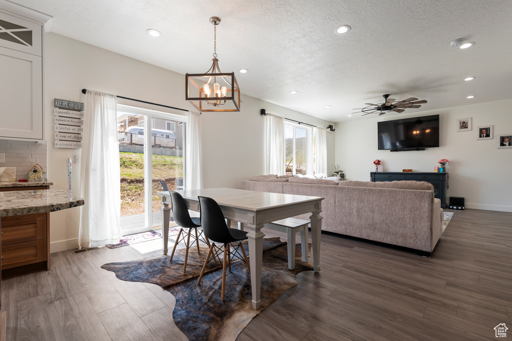 Elk Ridge, Utah 84651, United States, 6 Bedrooms Bedrooms, ,4 BathroomsBathrooms,Residential,Active,114316