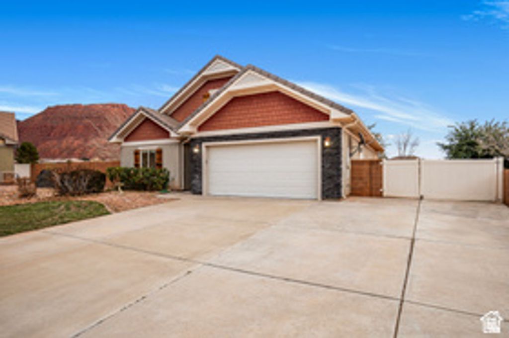 Photo of 179 S 435 WEST CIR W, Ivins, UT 84738 (MLS # 2159936)