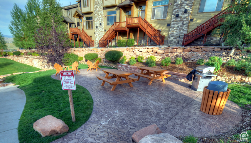 BEAR HOLLOW VILLAGE SUBDIVISION - Residential