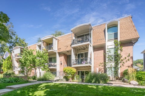 Photo of 127 S 800 E #24, Salt Lake City, UT 84102 (MLS # 2183295)