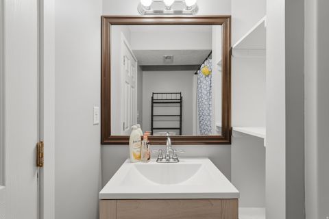 Tiny photo for 7902 S 2450 E, South Weber, UT 84405 (MLS # 2151414)