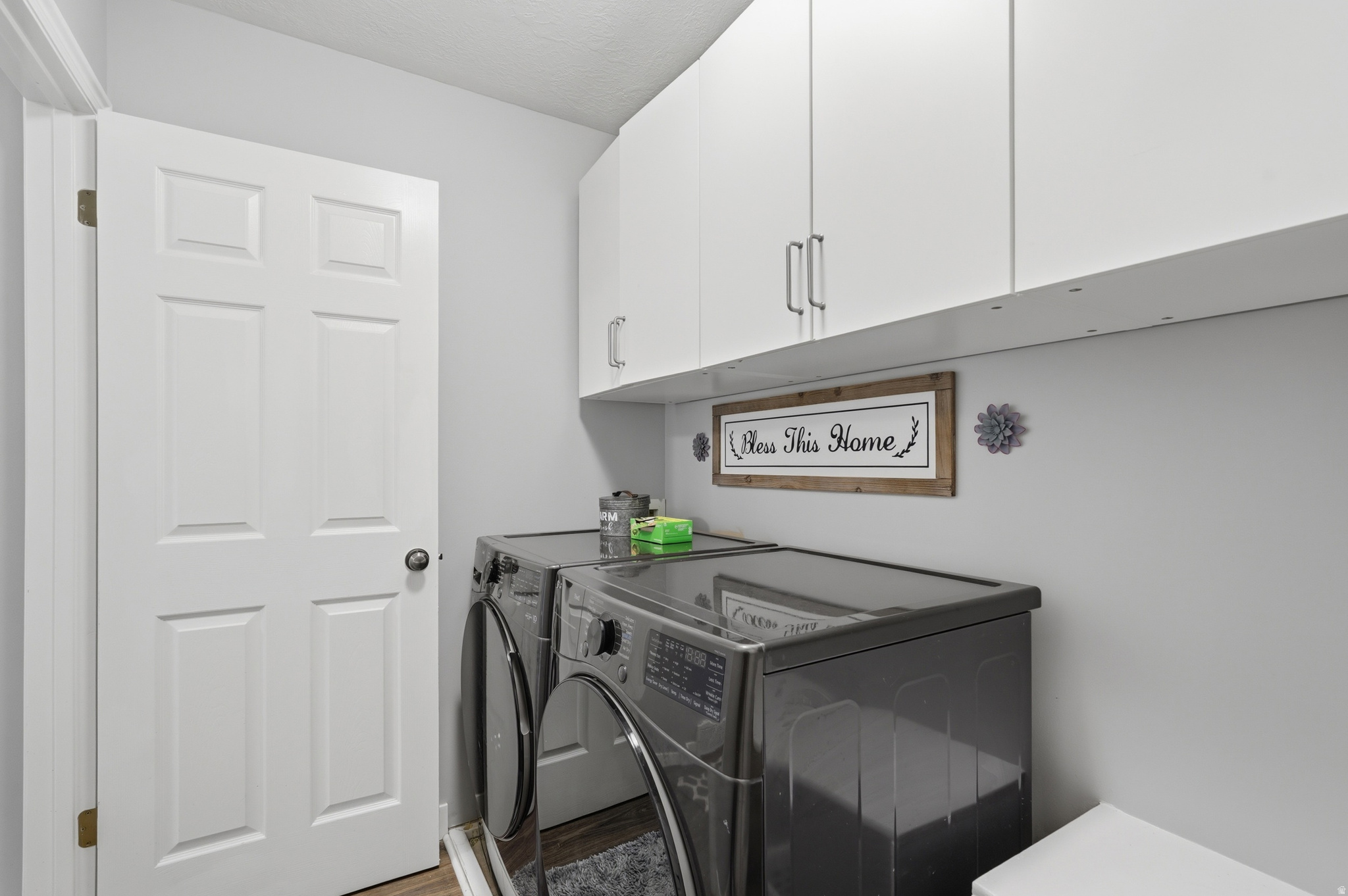 CEDAR GLEN - Residential