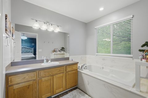 Tiny photo for 7902 S 2450 E, South Weber, UT 84405 (MLS # 2151414)