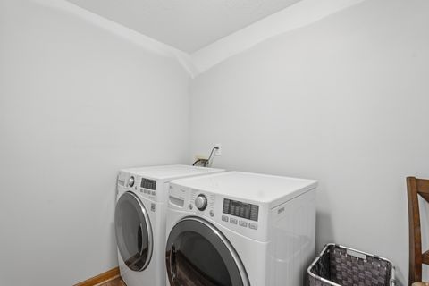 Tiny photo for 7902 S 2450 E, South Weber, UT 84405 (MLS # 2151414)