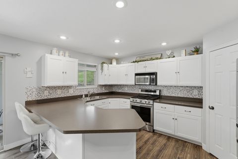 Tiny photo for 7902 S 2450 E, South Weber, UT 84405 (MLS # 2151414)