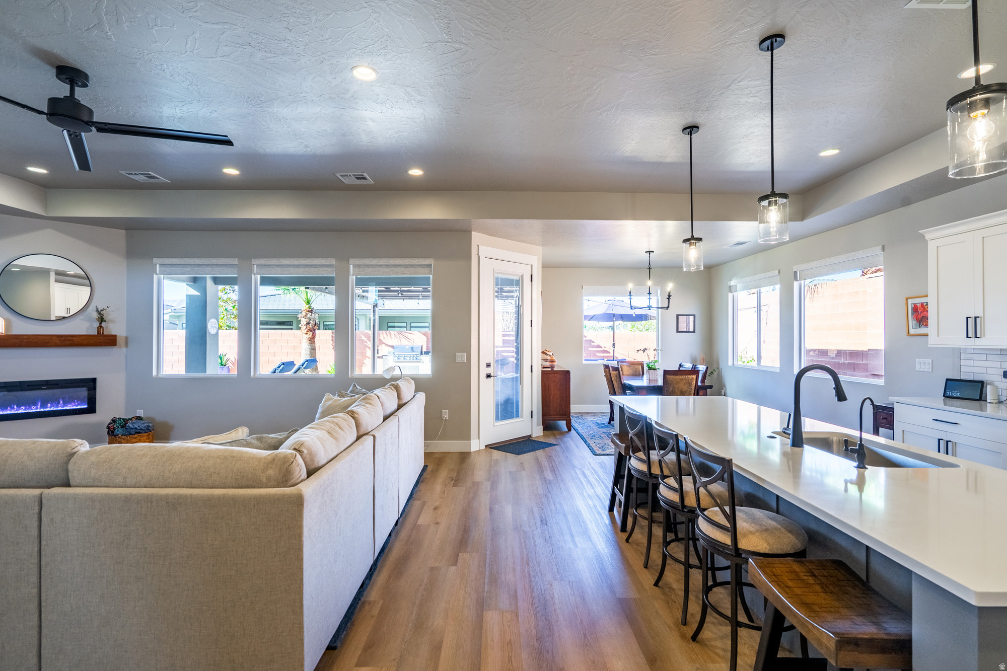 ALTURA - Residential