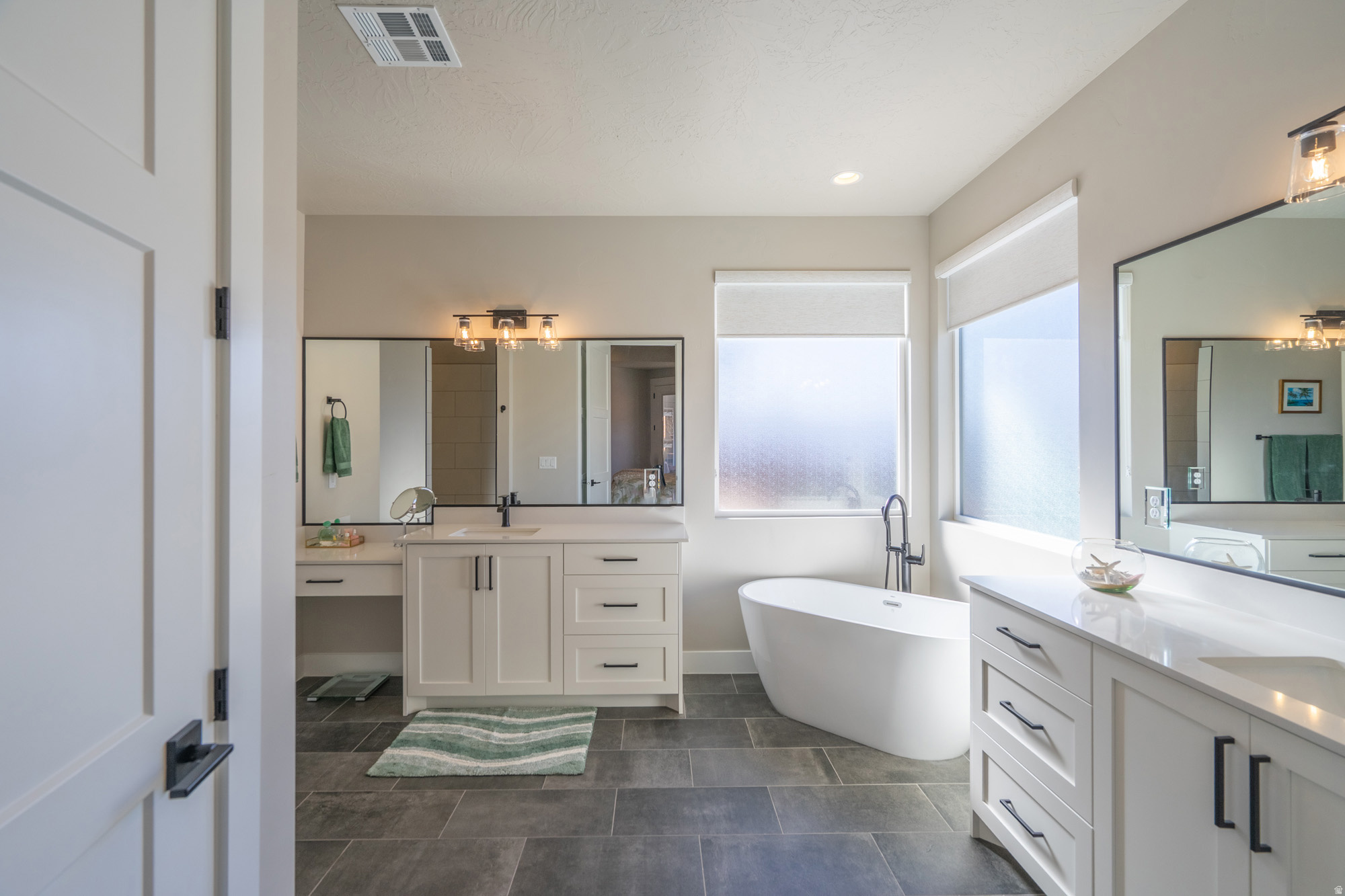 ALTURA - Residential