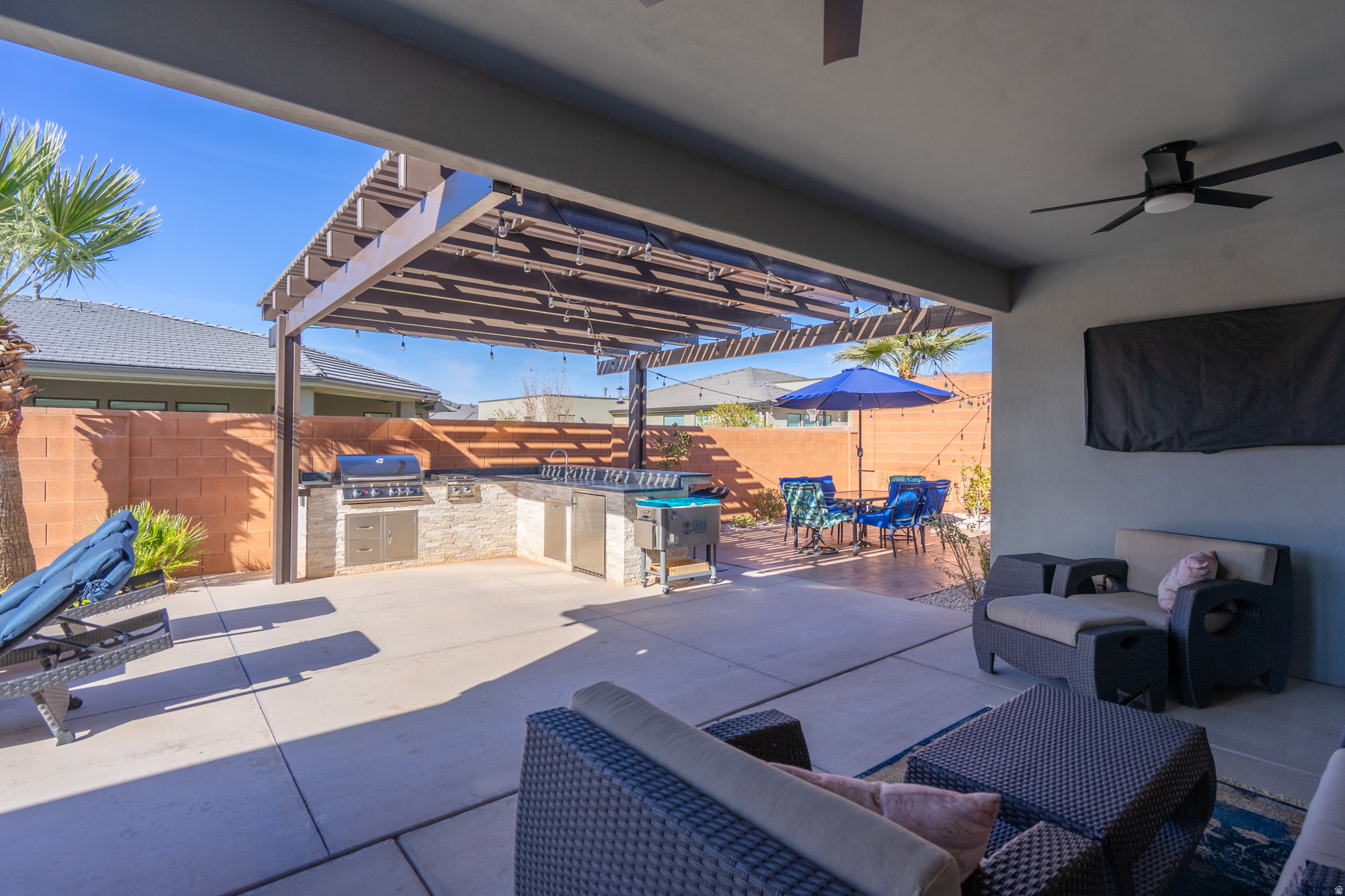 ALTURA - Residential