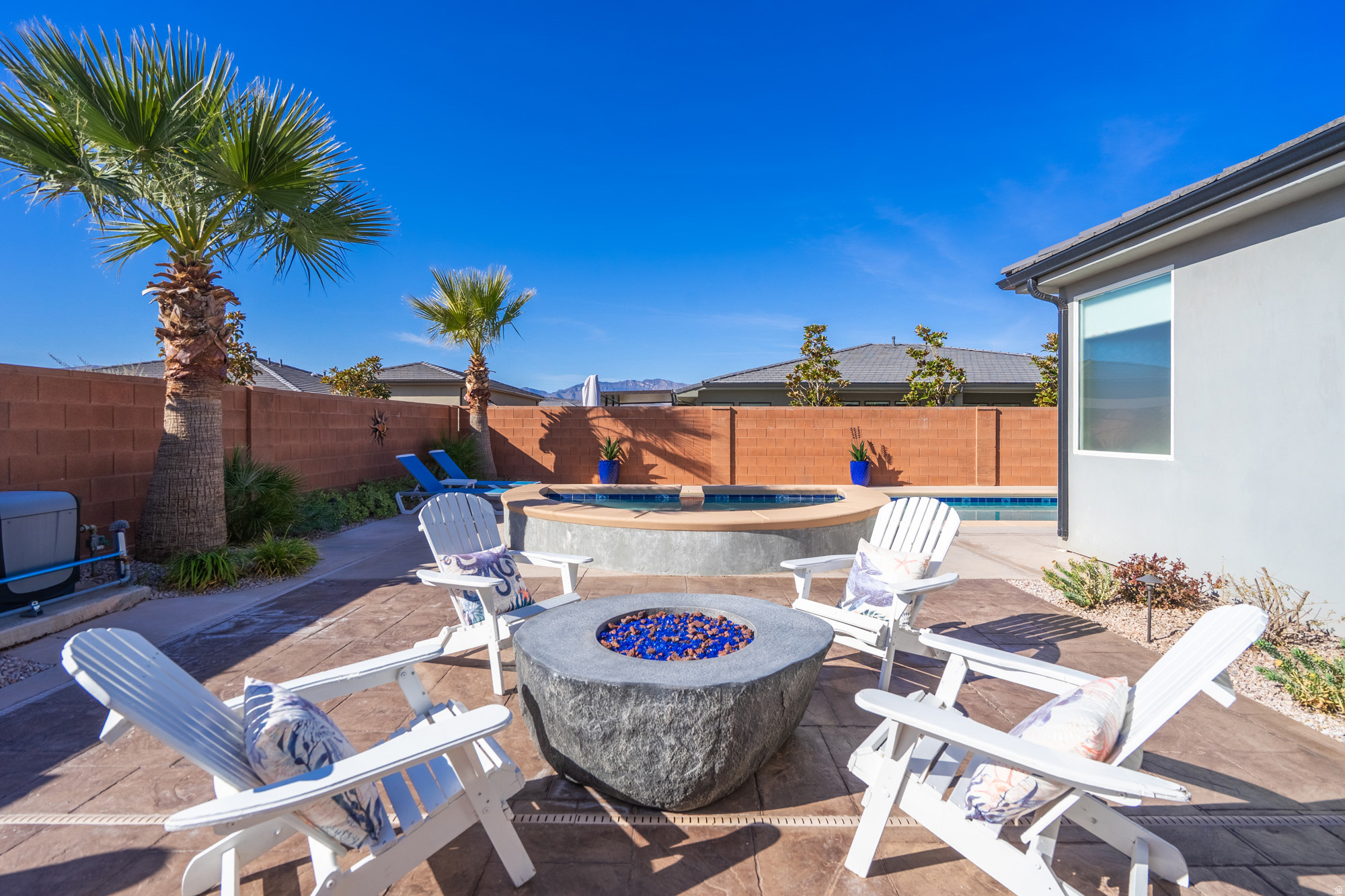 ALTURA - Residential