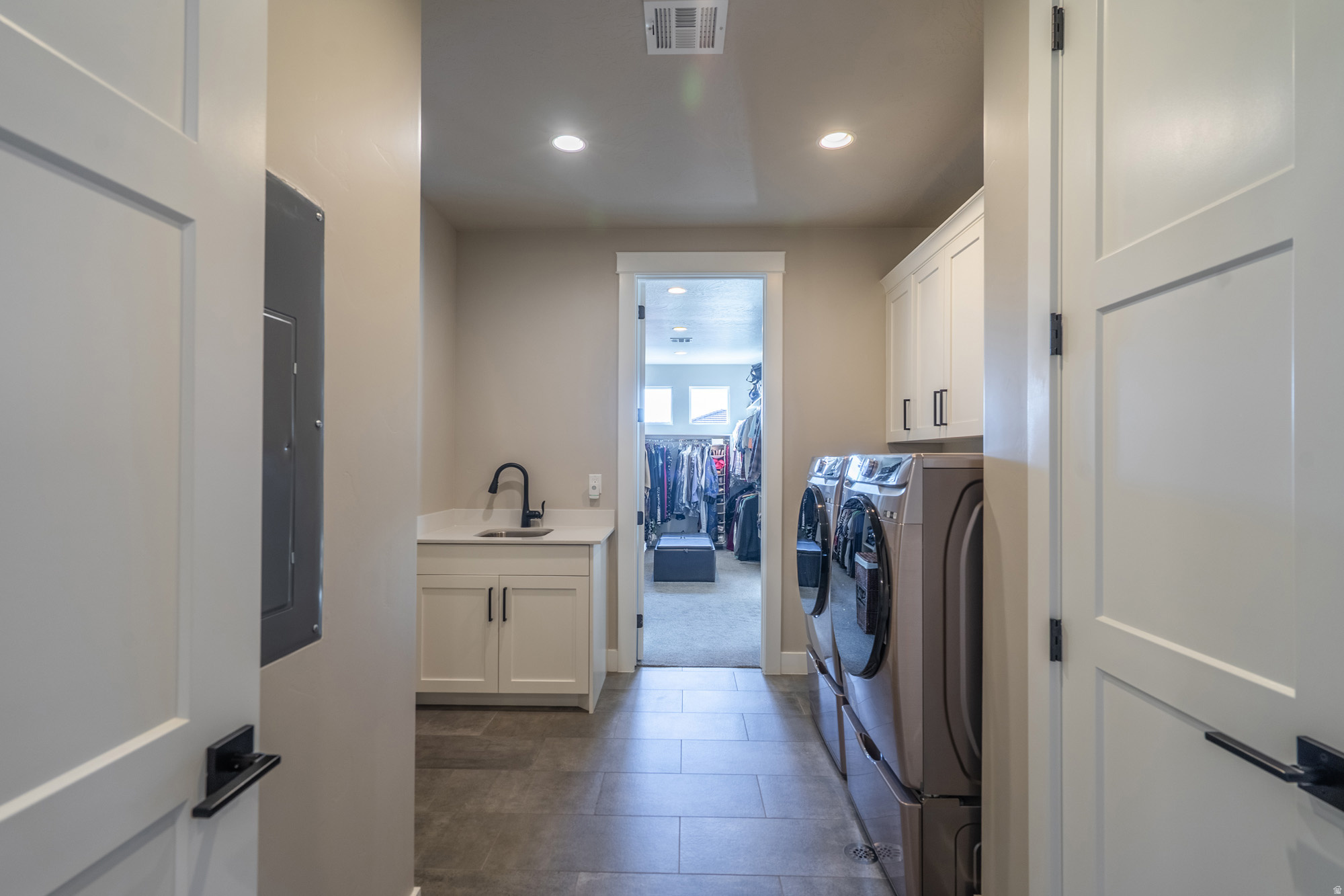 ALTURA - Residential