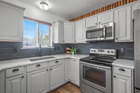 Tiny photo for 1277 S 1050 W, Payson, UT 84651 (MLS # 2148288)