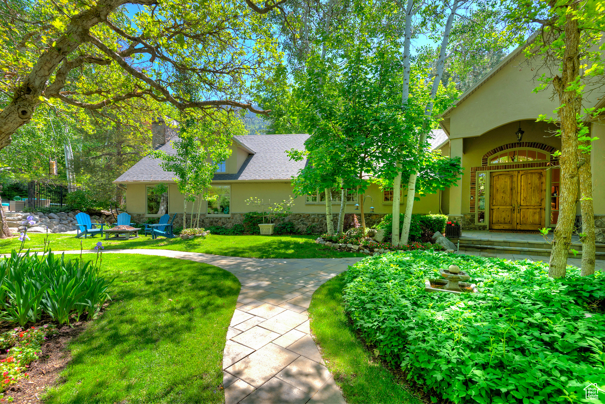 3257 E Deer Hollow Dr, Sandy, Utah image 1
