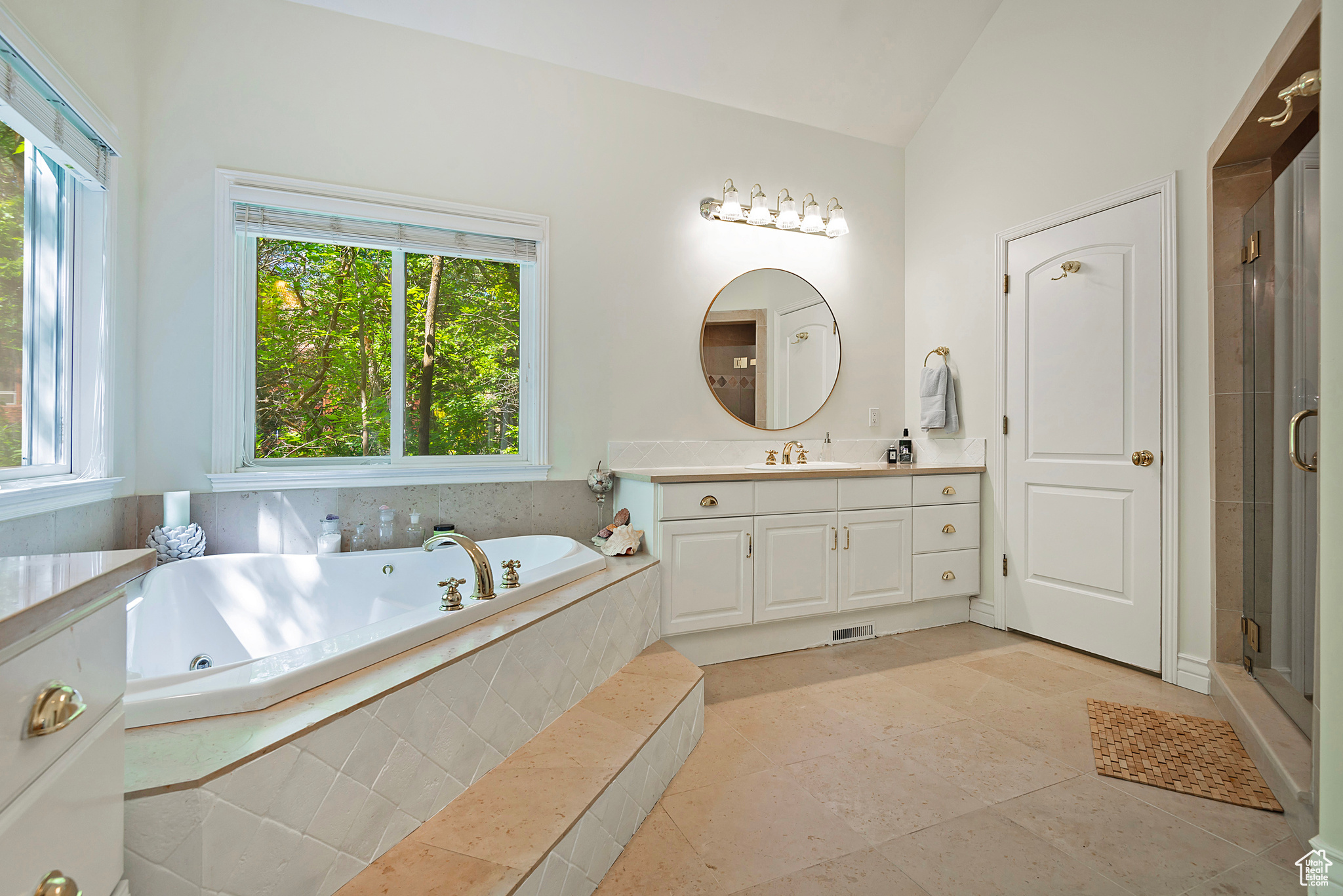 3257 E Deer Hollow Dr, Sandy, Utah image 31