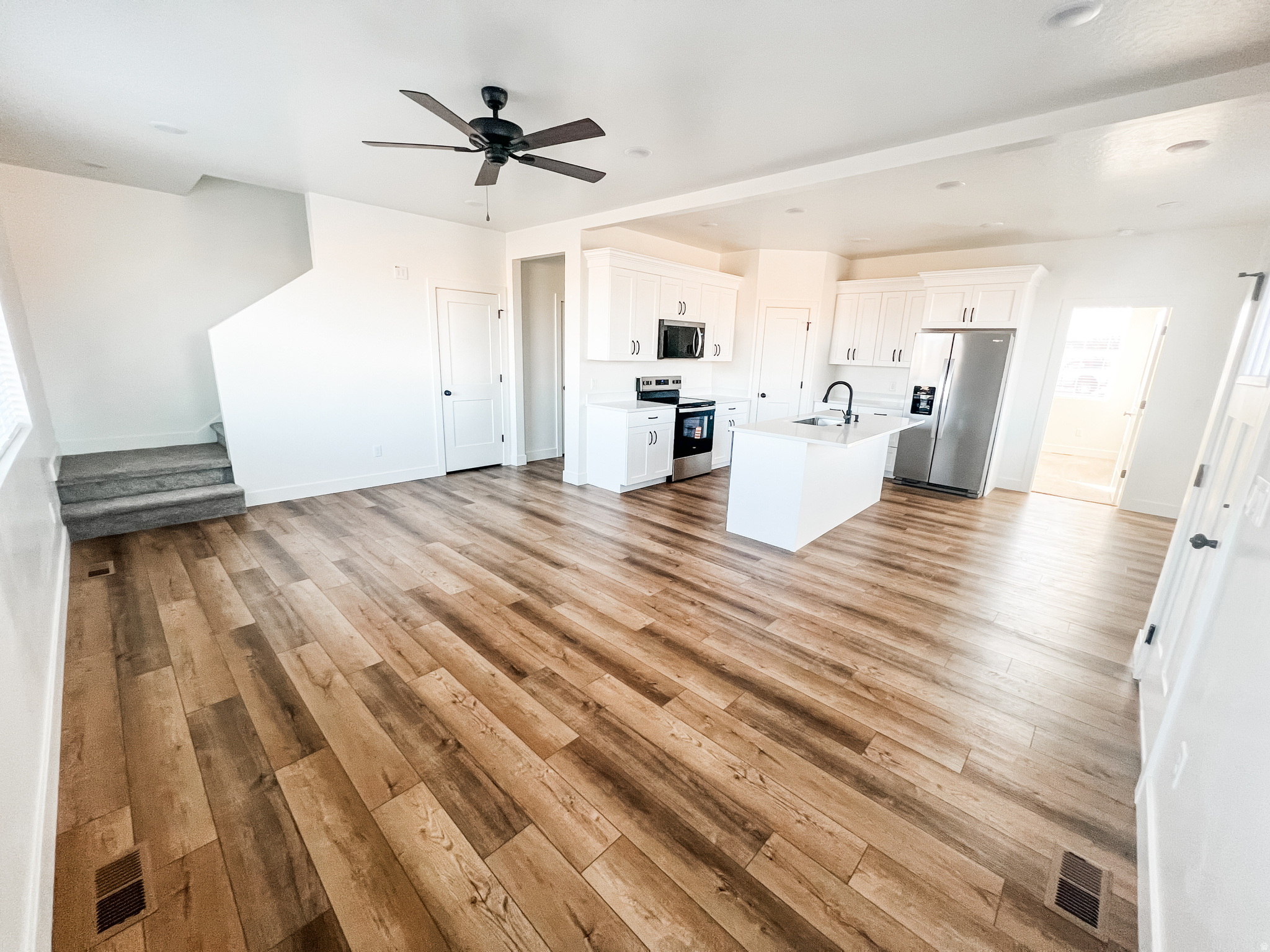 MEADOW'S EDGE - Residential