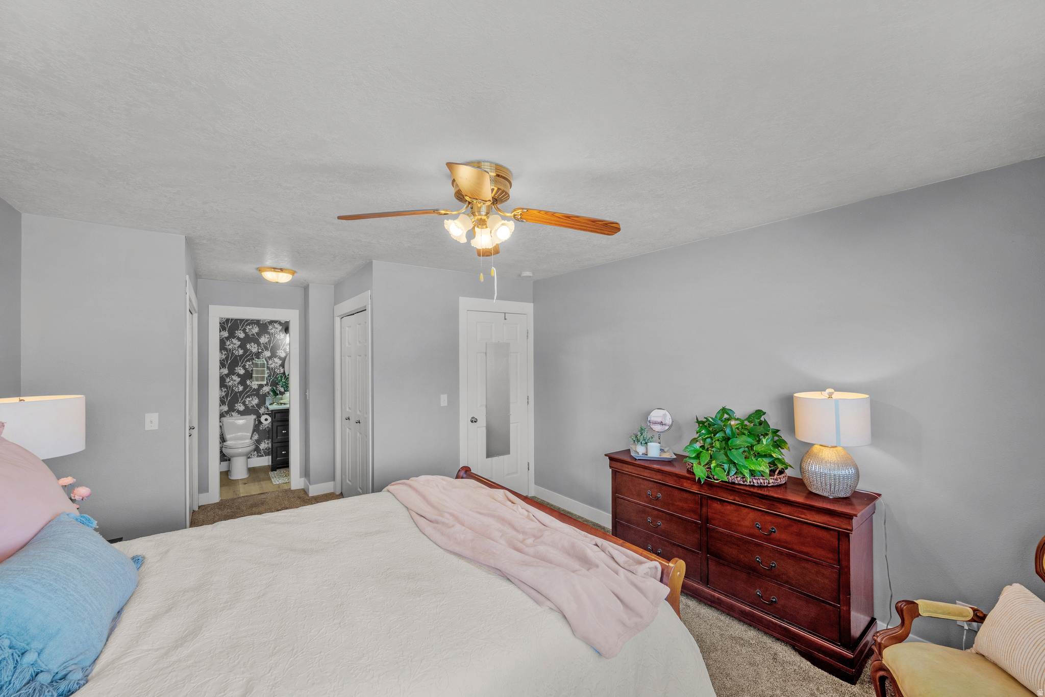 SUNSET HILLS - Residential