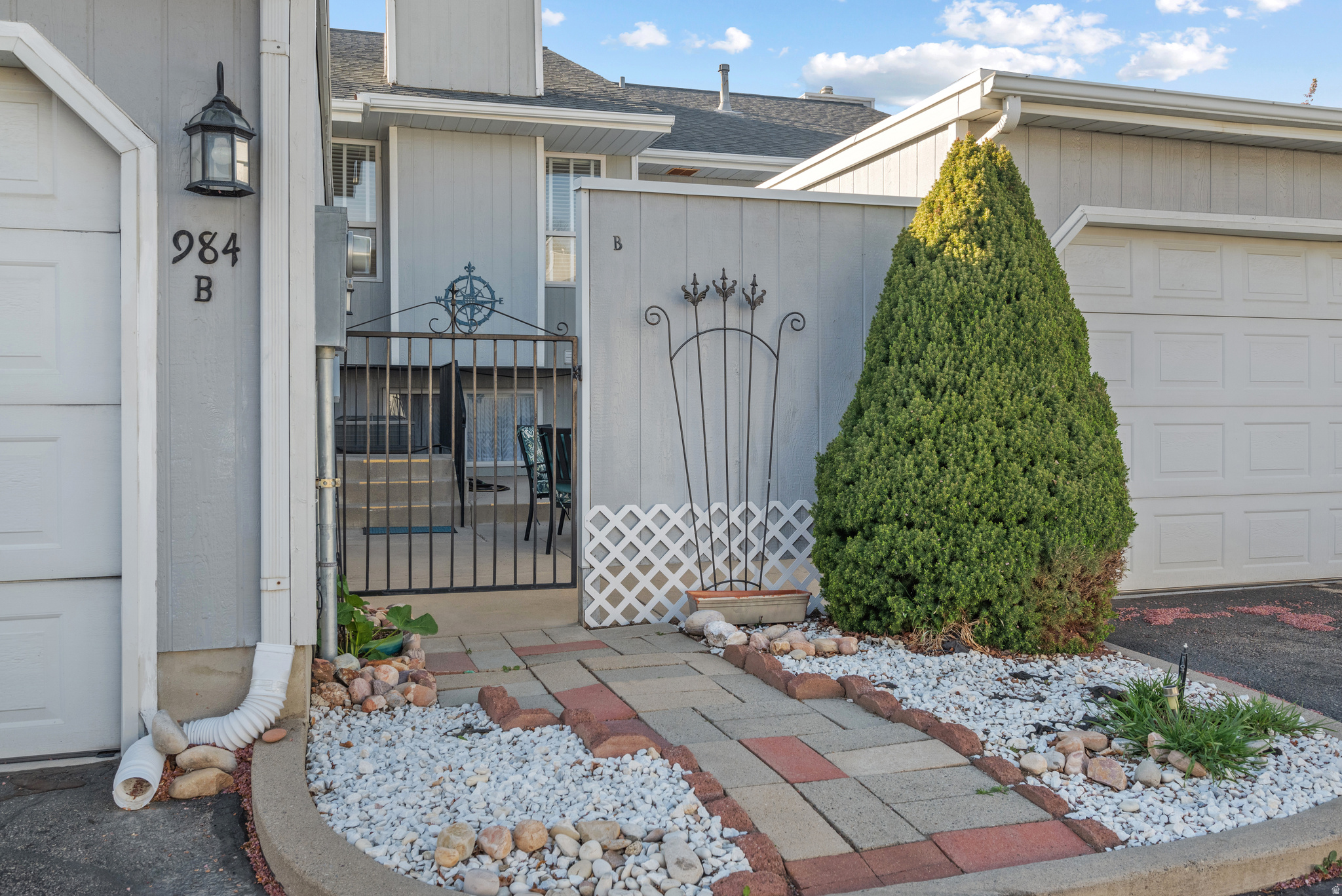 SUNSET HILLS - Residential