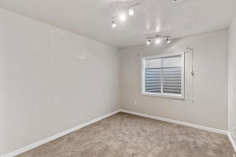 Tiny photo for 949 E CHRIS CIR, Clearfield, UT 84015 (MLS # 2151344)