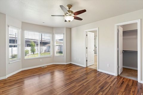 Tiny photo for 949 E CHRIS CIR, Clearfield, UT 84015 (MLS # 2151344)