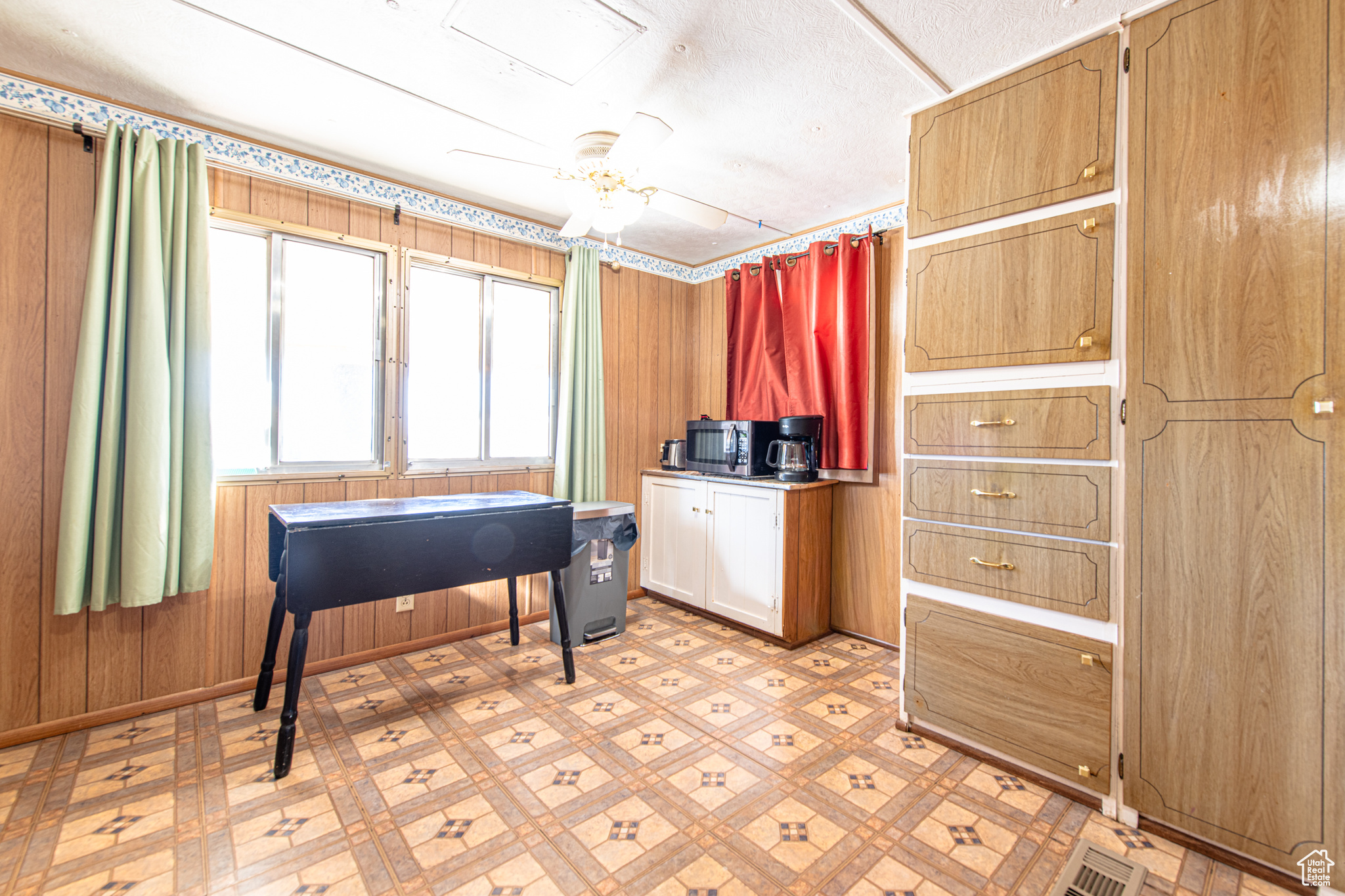 PLEASANT VIEW MHE - Residential