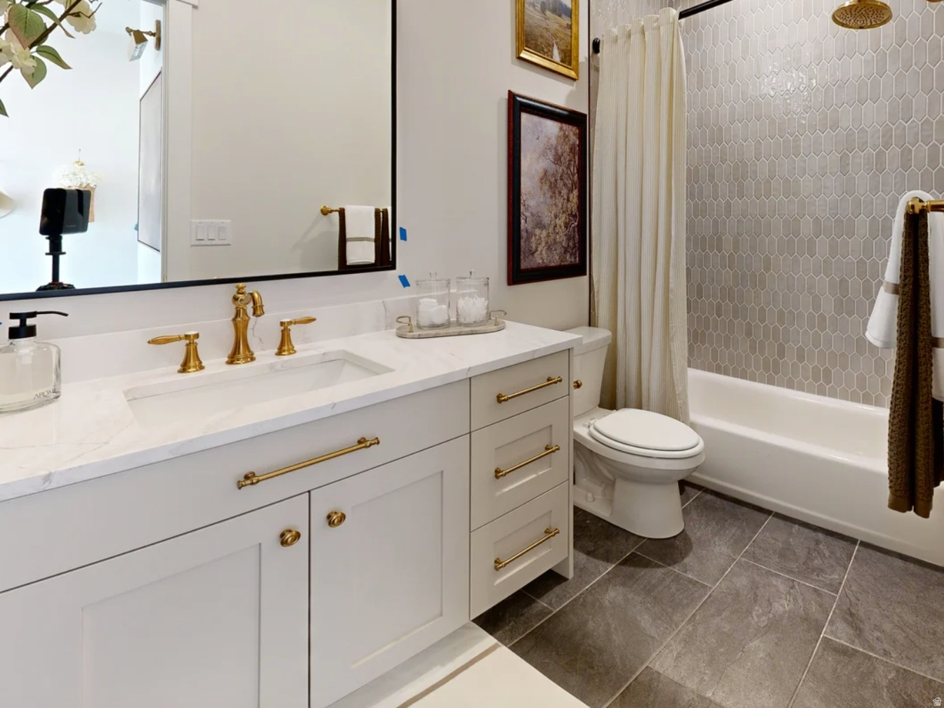 SADIE'S GLENN - Residential