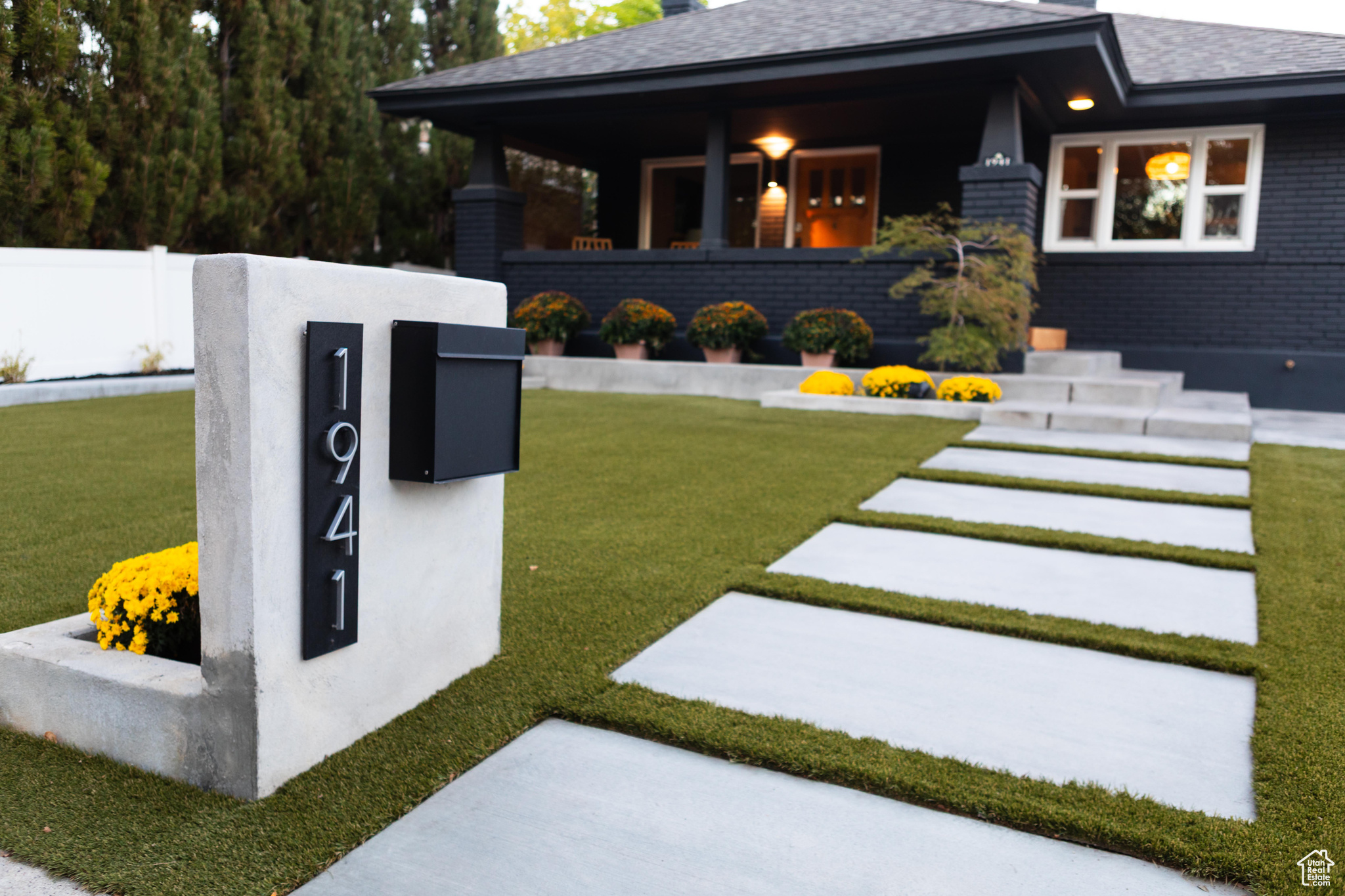 FIVE ACRE - Residential