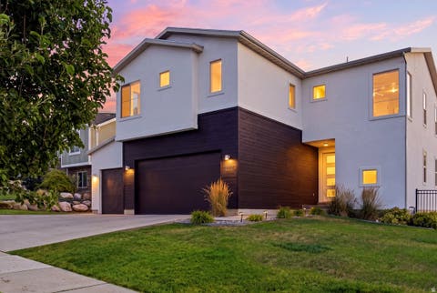 Tiny photo for 1578 E MAPLE WAY, Layton, UT 84040 (MLS # 2177827)