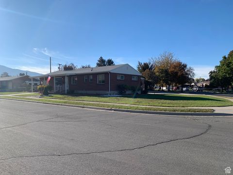 Photo of 5 W 5878 S, Murray, UT 84107 (MLS # 2118693)