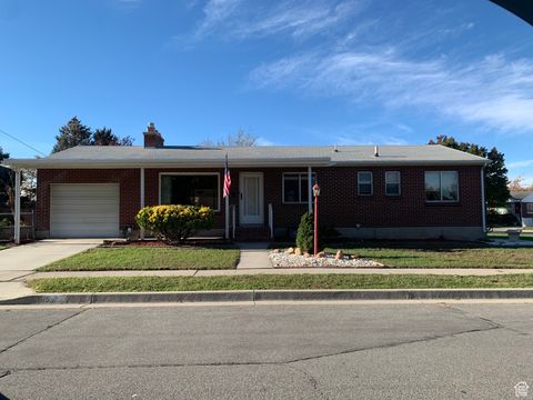Photo of 5 W 5878 S, Murray, UT 84107 (MLS # 2118693)