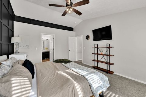 Tiny photo for 922 W 1420 N, Clinton, UT 84015 (MLS # 2121420)