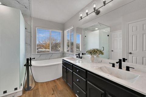 Tiny photo for 922 W 1420 N, Clinton, UT 84015 (MLS # 2121420)