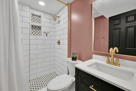 Tiny photo for 922 W 1420 N, Clinton, UT 84015 (MLS # 2121420)