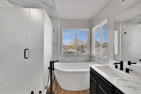 Tiny photo for 922 W 1420 N, Clinton, UT 84015 (MLS # 2121420)