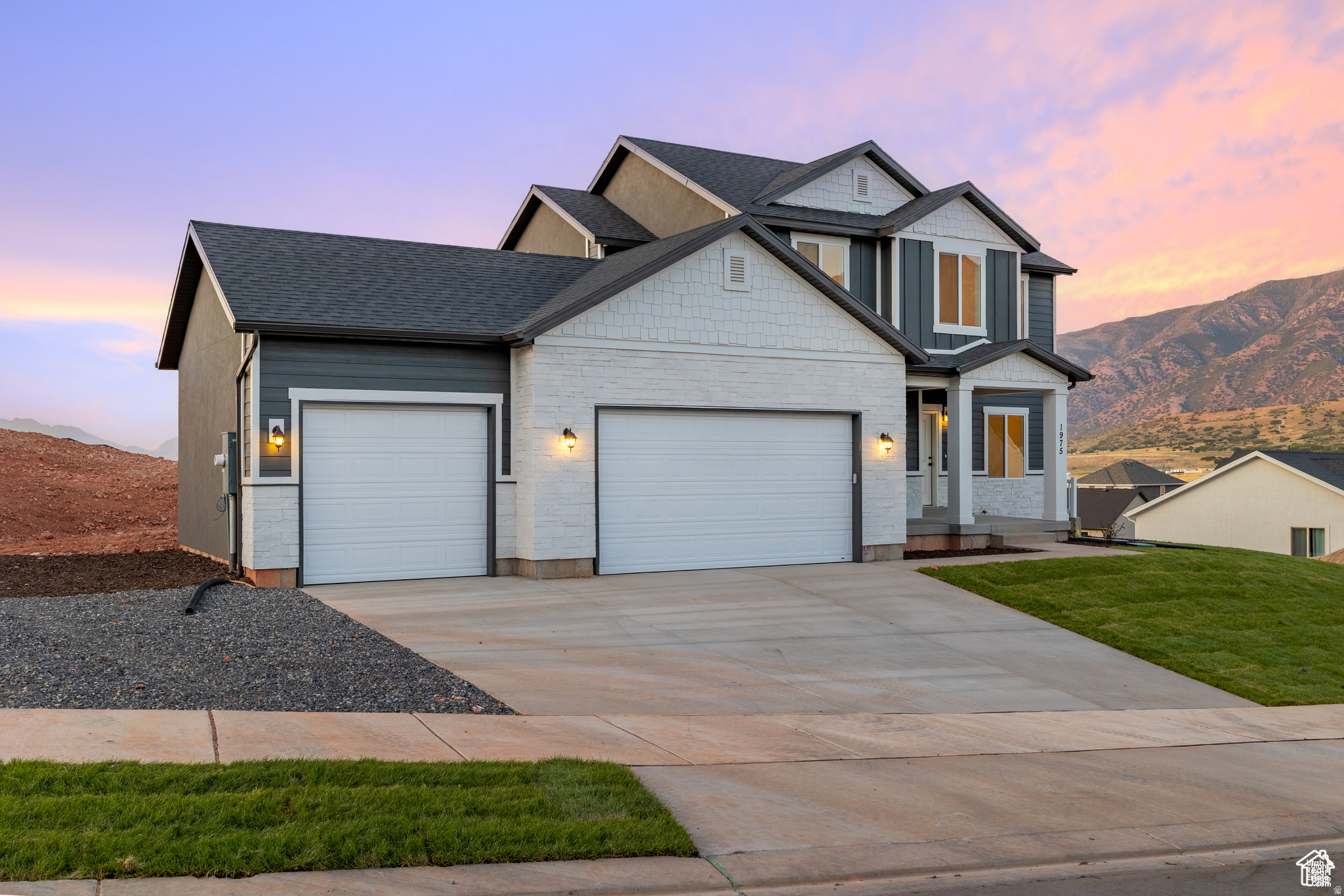 SUMMIT RIDGE THE HILLS - Residential