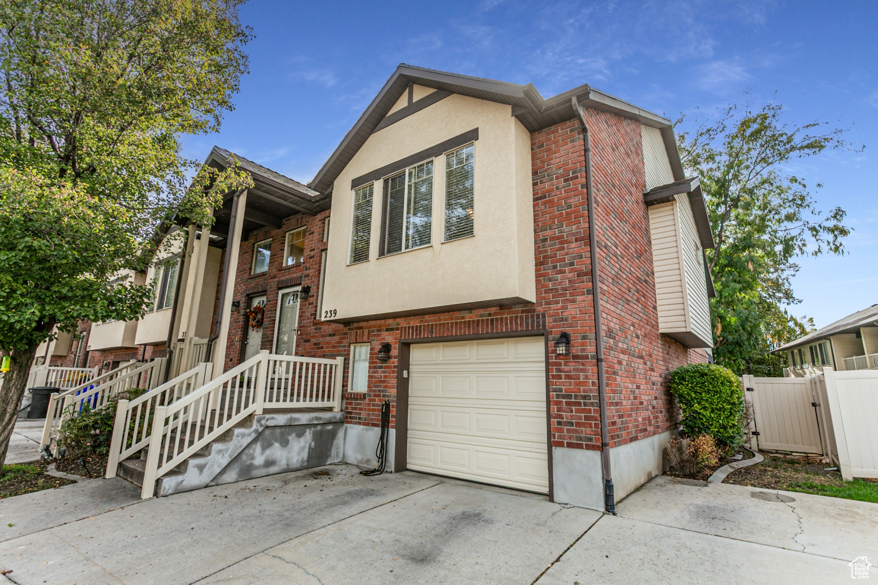 CALL MEADOWS - Residential