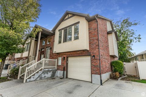 Tiny photo for 239 W LYMAN LN, Bountiful, UT 84010 (MLS # 2117872)