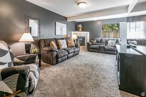 Tiny photo for 239 W LYMAN LN, Bountiful, UT 84010 (MLS # 2117872)