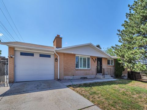 Photo of 5382 S SKEESWOOD CIR W, Taylorsville, UT 84129 (MLS # 2125640)