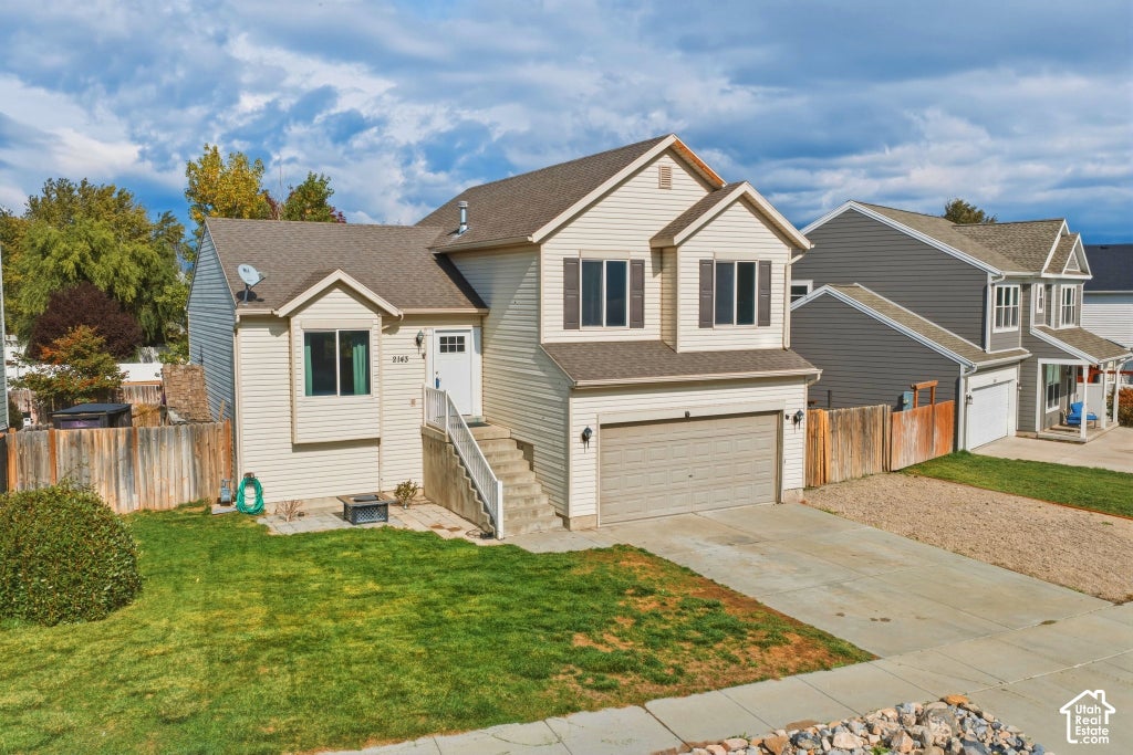 Photo for 2143 E LAKEVIEW DR N, Saratoga Springs, UT 84043 (MLS # 2191408)