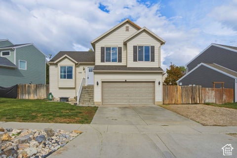 Tiny photo for 2143 E LAKEVIEW DR N, Saratoga Springs, UT 84043 (MLS # 2191408)