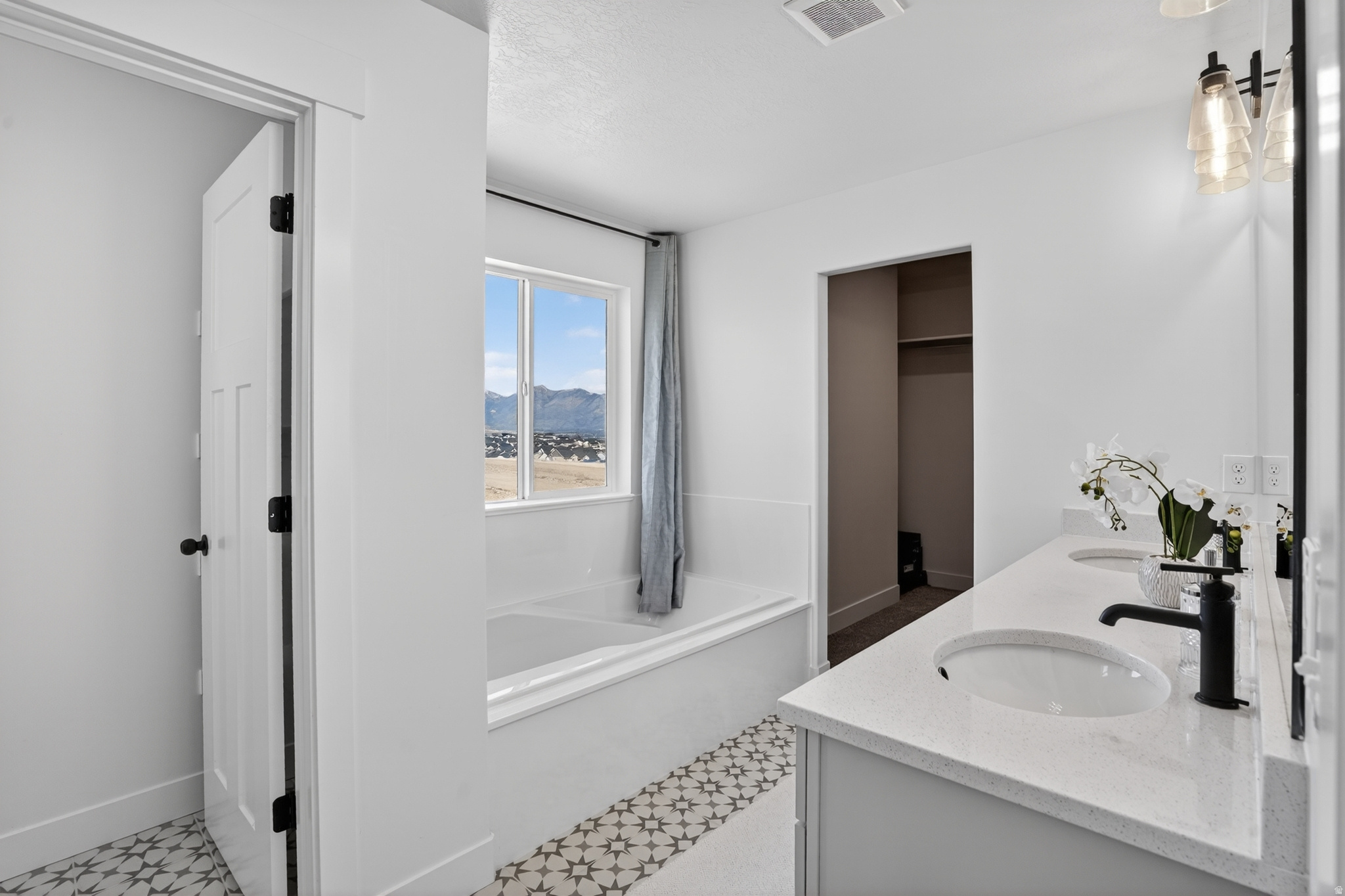 HIGHRIDGE - Residential
